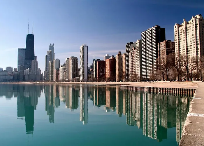 By Marriott Chicago / Hotel