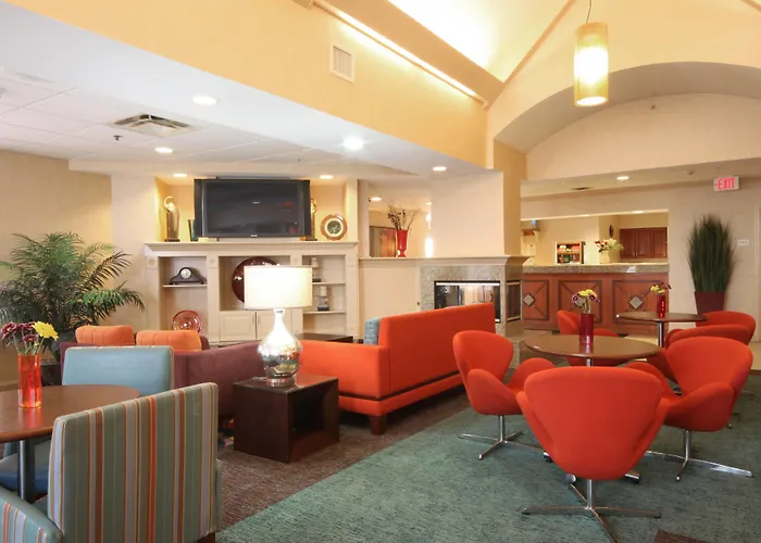 By Marriott Chicago / Hotel