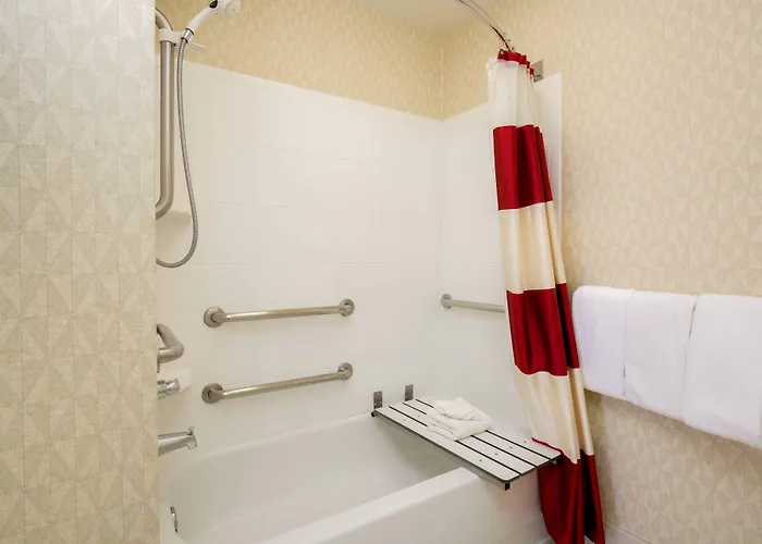 By Marriott Chicago /