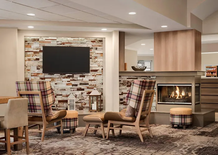 Hotel By Marriott Chicago / Bloomingdale