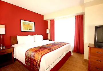Hotel By Marriott Chicago / Bloomingdale