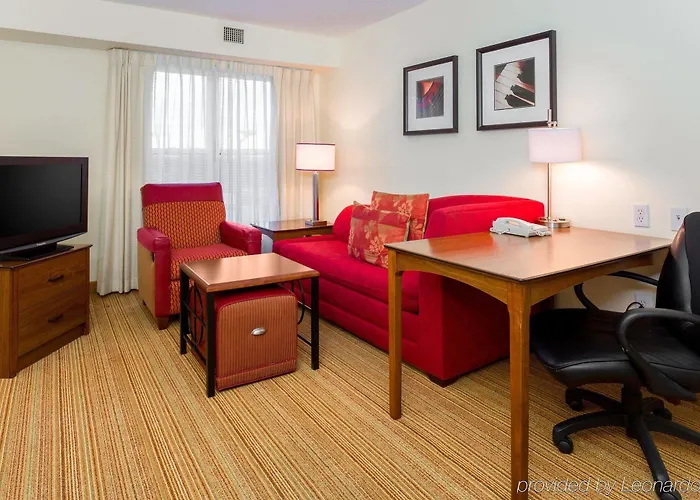 By Marriott Chicago /