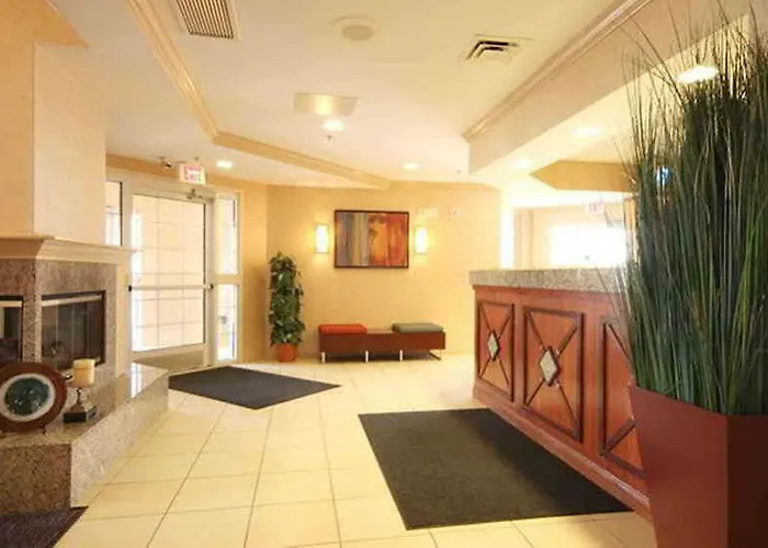 Hotel By Marriott Chicago / Bloomingdale